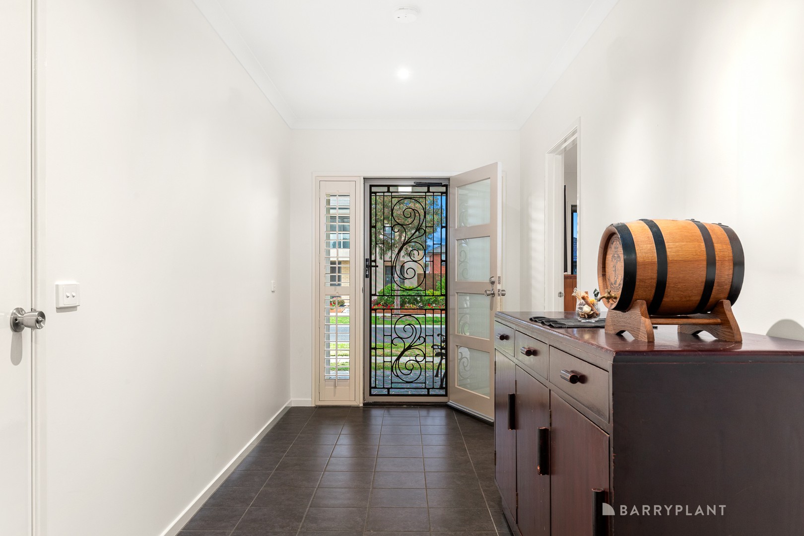 30 Mirka Way, Point Cook, VIC 3030, Point Cook - Thumbnail 3