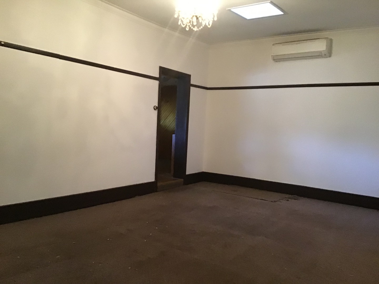 30 Moore Road, Sunbury, VIC 3429 - Thumbnail 2 - 02/12/2022