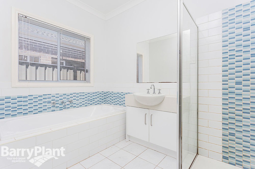 30 Mowbray Drive, Point Cook, VIC 3030, Point Cook - Thumbnail 6