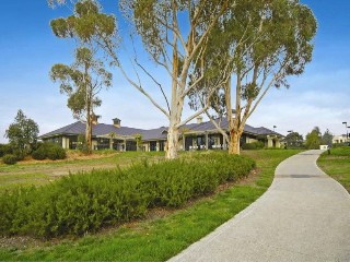 30 Oak Court, Chirnside Park, VIC 3116, Chirnside Park - Thumbnail 8