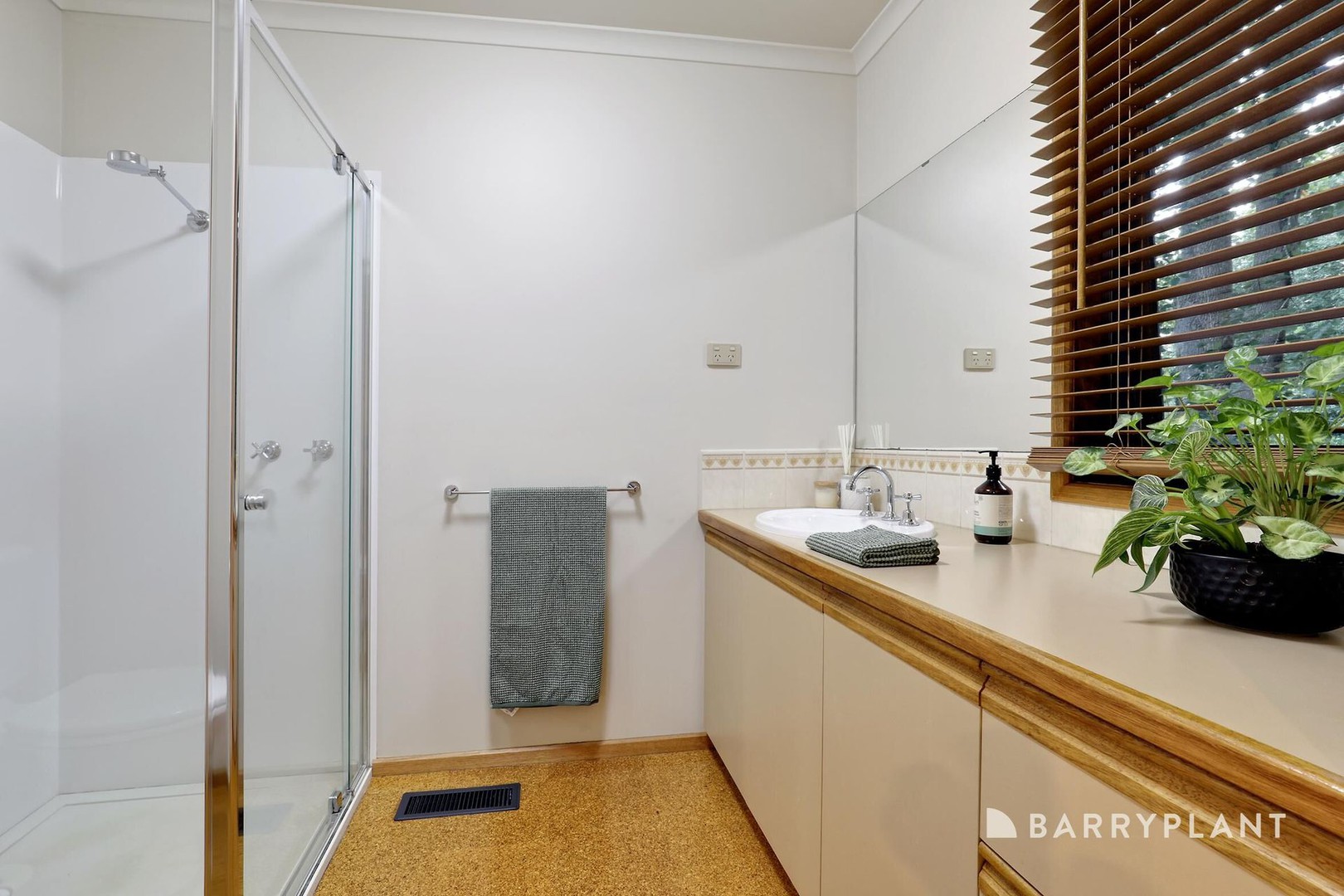 30 Olinda Crescent, Olinda, VIC 3788, Olinda - Thumbnail 8