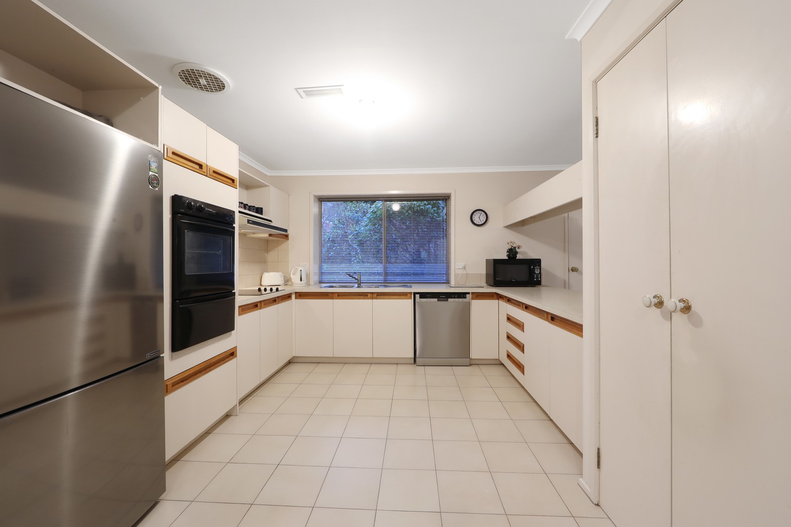 30 Palmerston Road, Lysterfield, VIC 3156, Lysterfield - Thumbnail 6