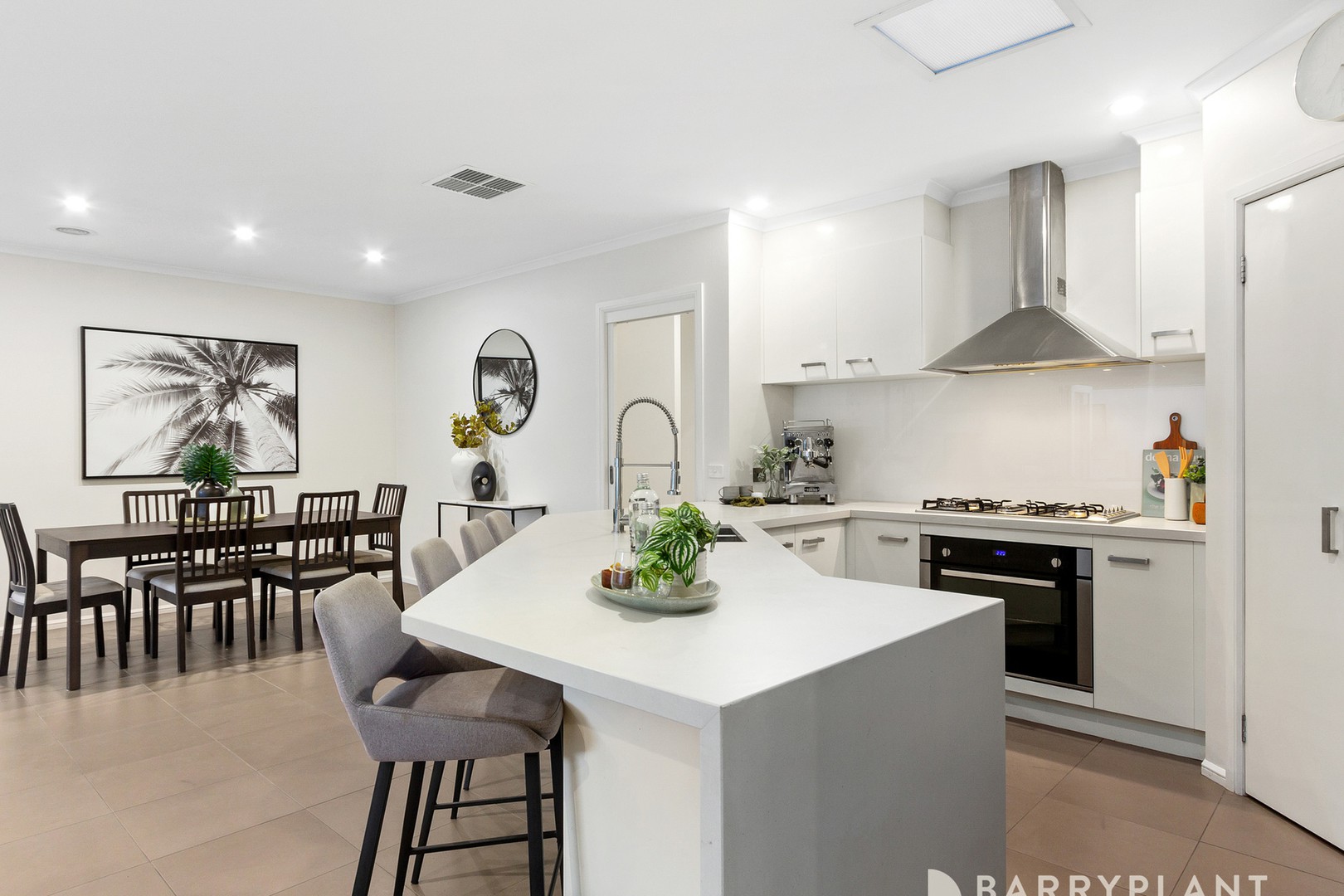 30 Paringa Drive, Ferntree Gully, VIC 3156, Ferntree Gully - Thumbnail 3