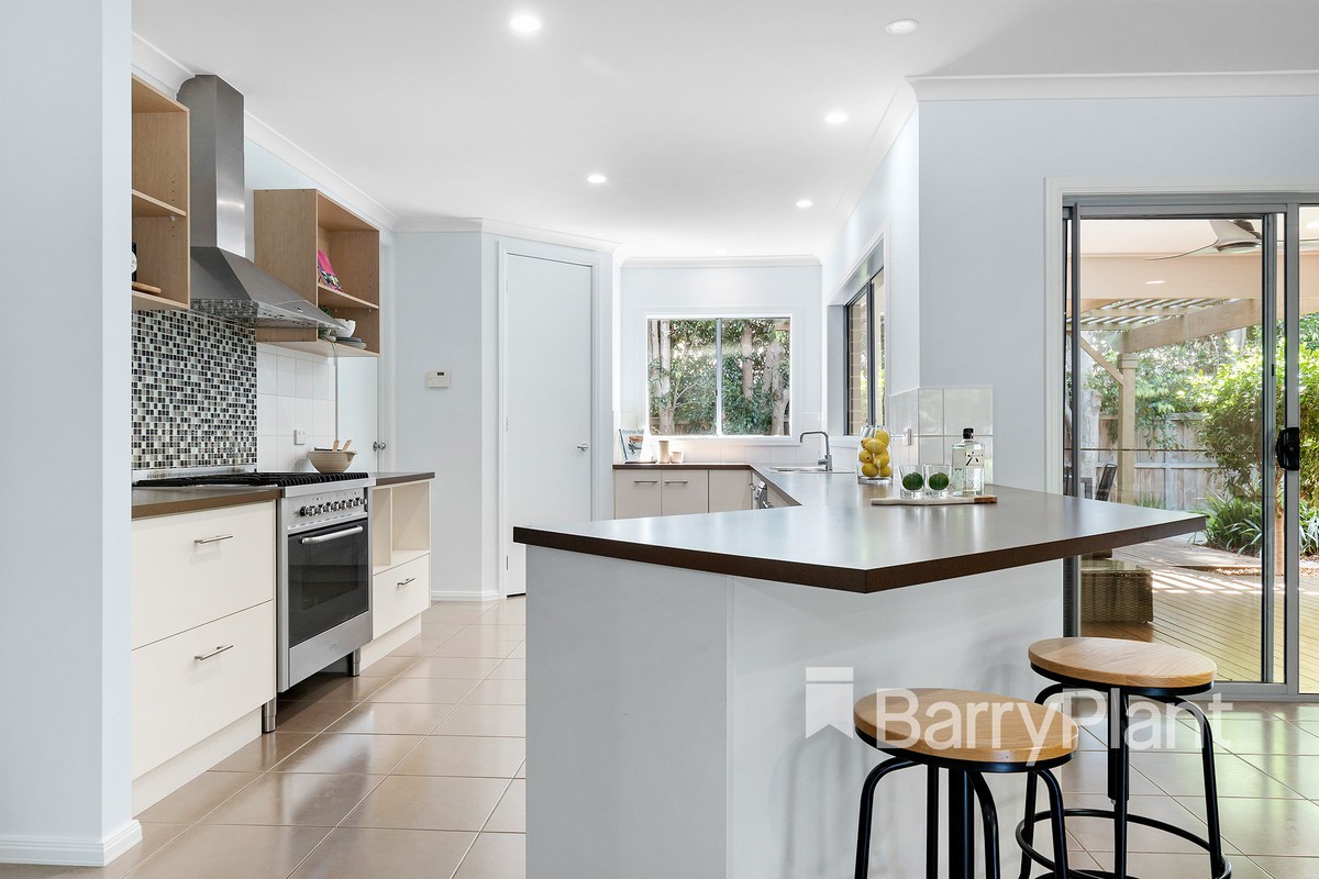30 Parkedge CircuitRosebud, VIC 3939, Rosebud - Thumbnail 3