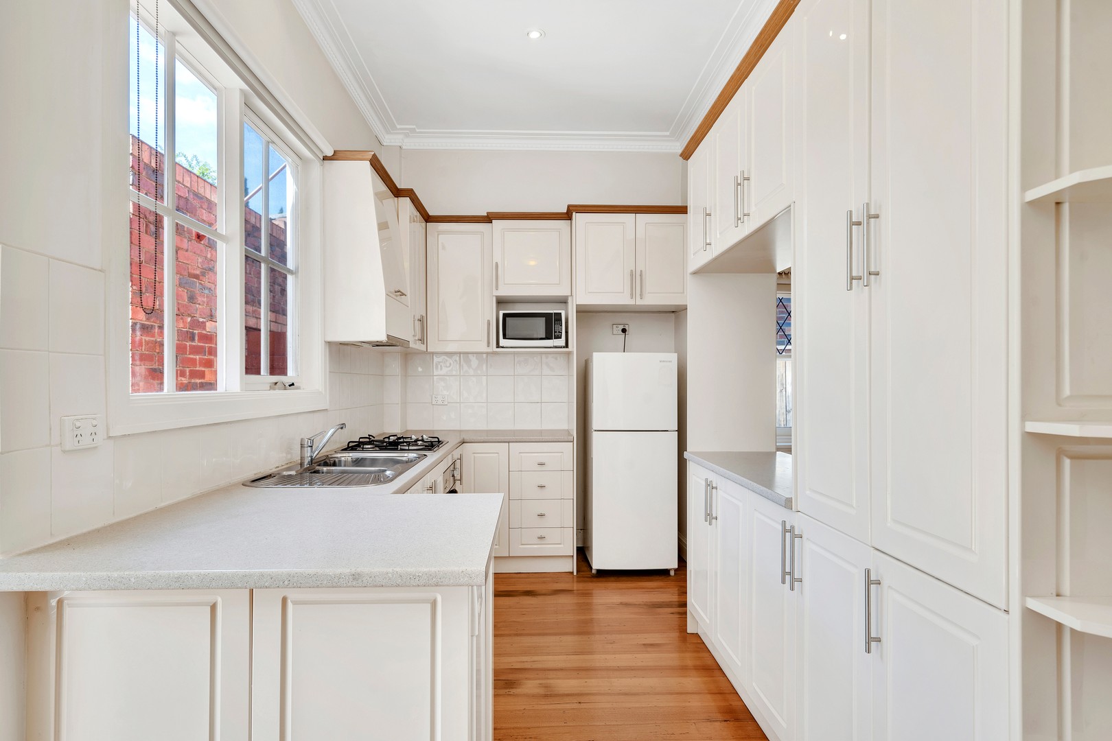 30 Peterleigh Grove, Essendon, VIC 3040, Essendon - Thumbnail 4