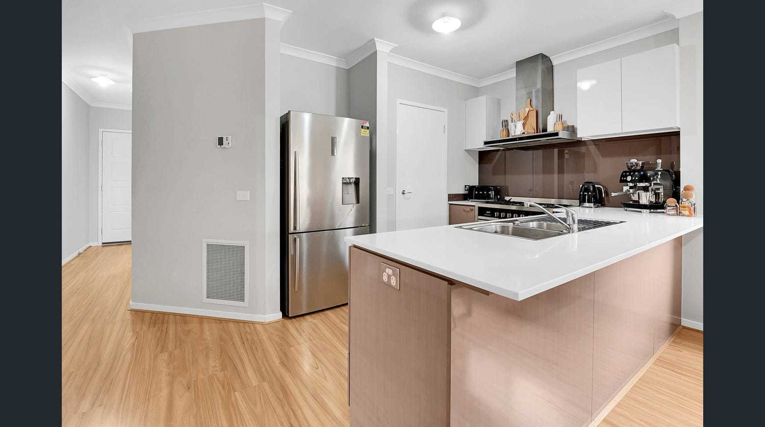 30 Rainham Avenue, Craigieburn, VIC 3064 - Thumbnail 1 - 27/01/2026