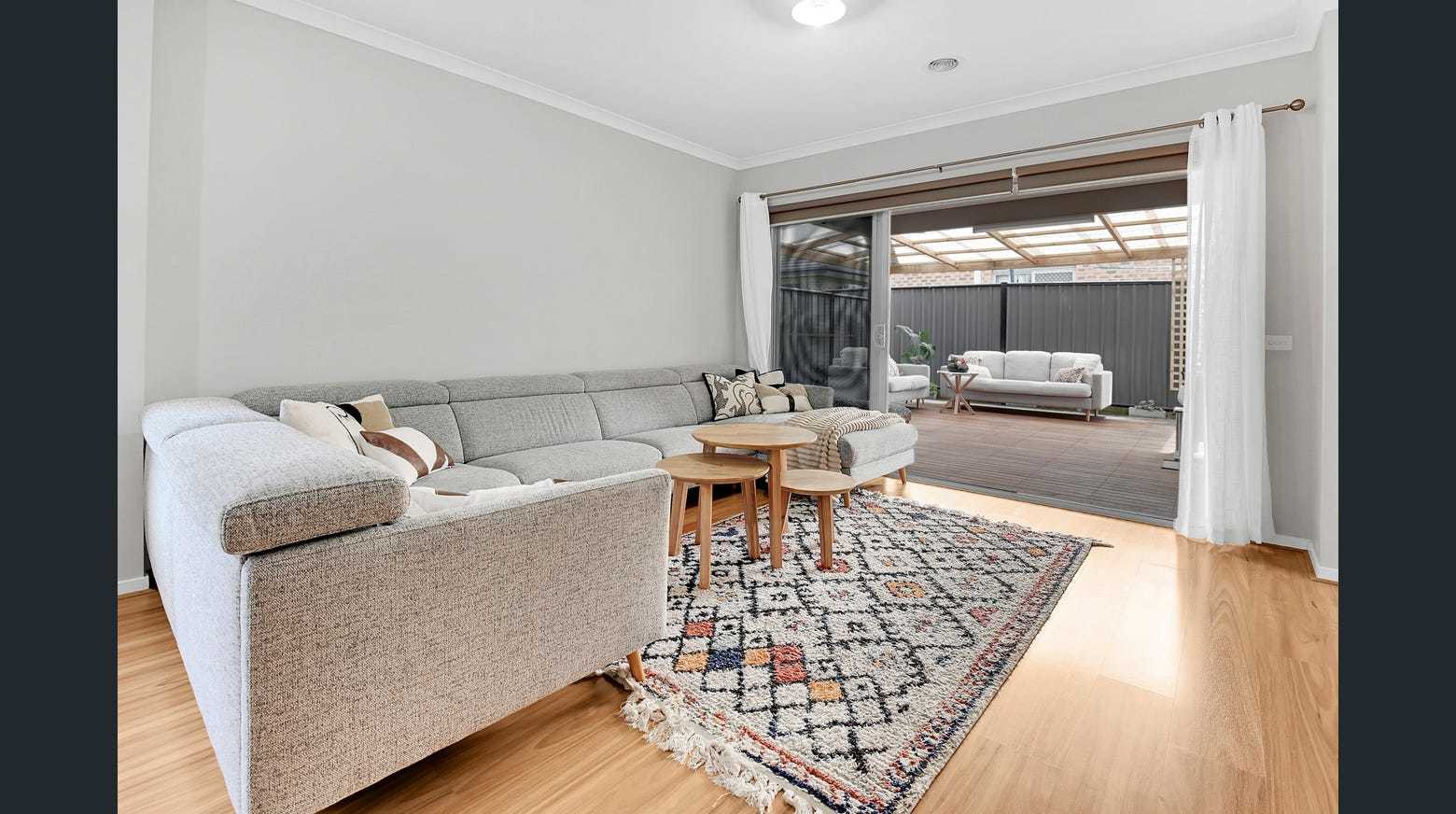 30 Rainham Avenue, Craigieburn, VIC 3064, Craigieburn - Thumbnail 5