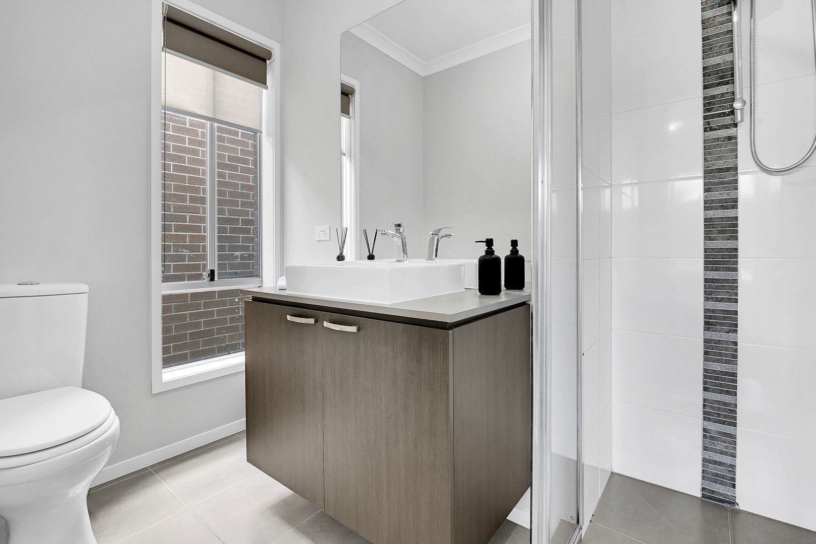 30 Rainham Avenue, Craigieburn, VIC 3064, Craigieburn - Thumbnail 8
