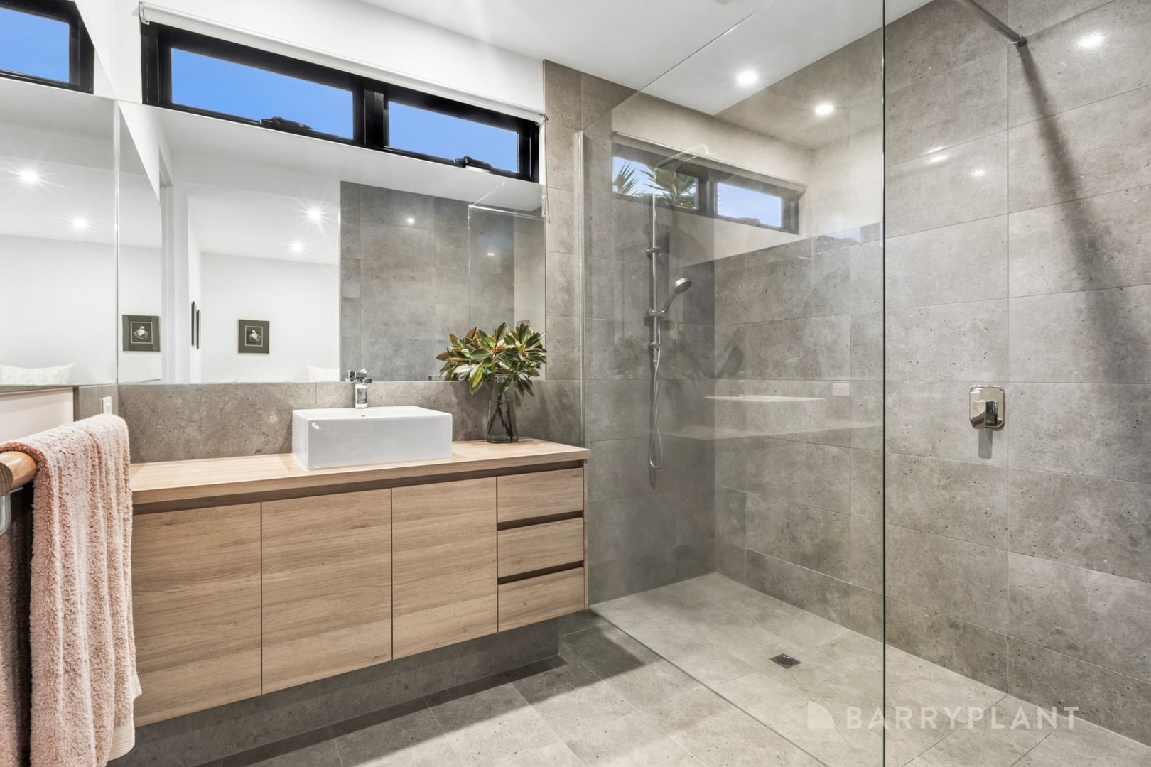 30 Reigate Road, Highton, VIC 3216, Highton - Thumbnail 3
