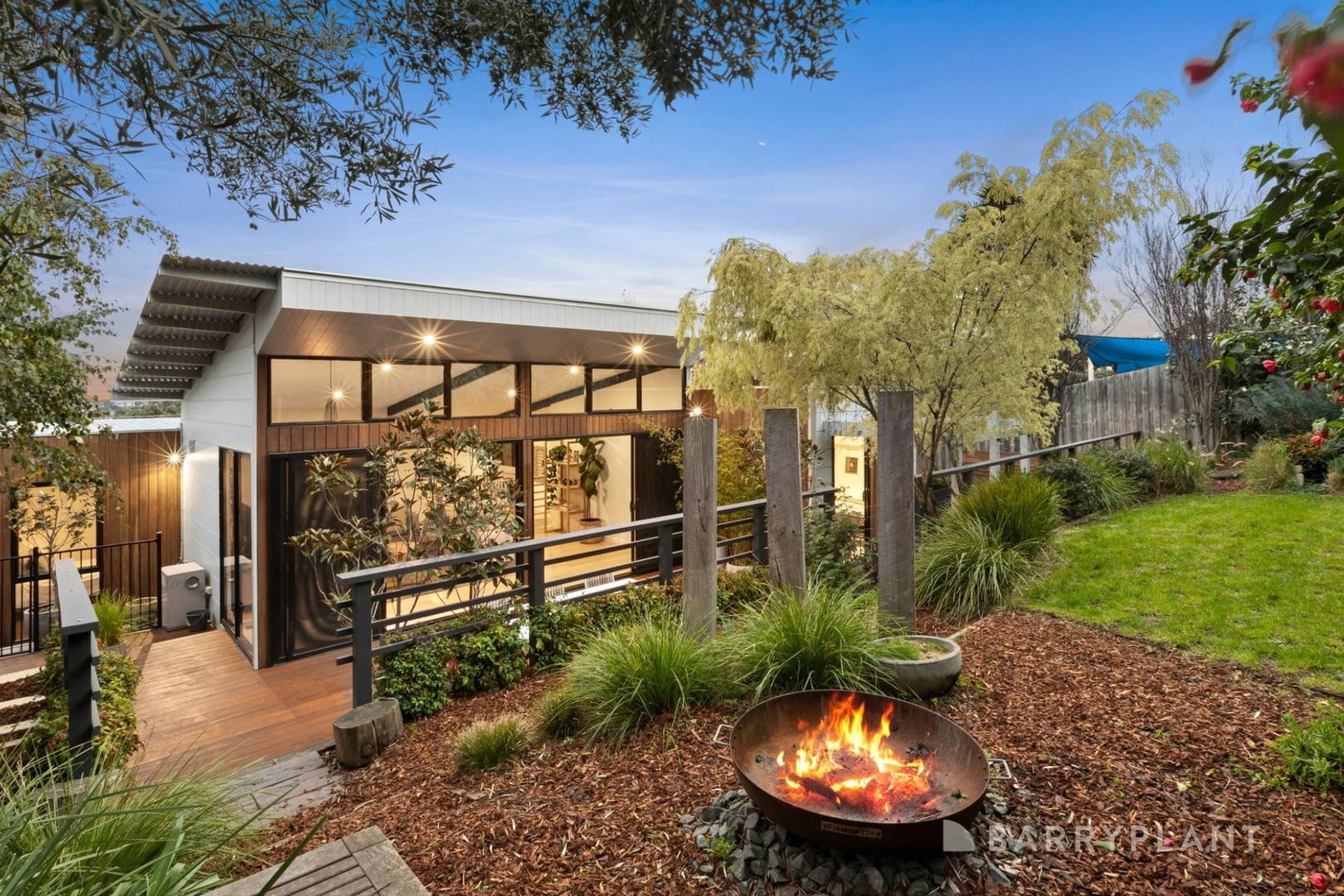 30 Reigate Road, Highton, VIC 3216 - Thumbnail 2 - 22/05/2024