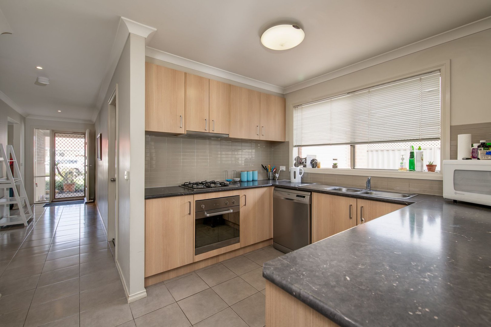 30 Rosella Avenue, Pakenham, VIC 3810, Pakenham - Thumbnail 3