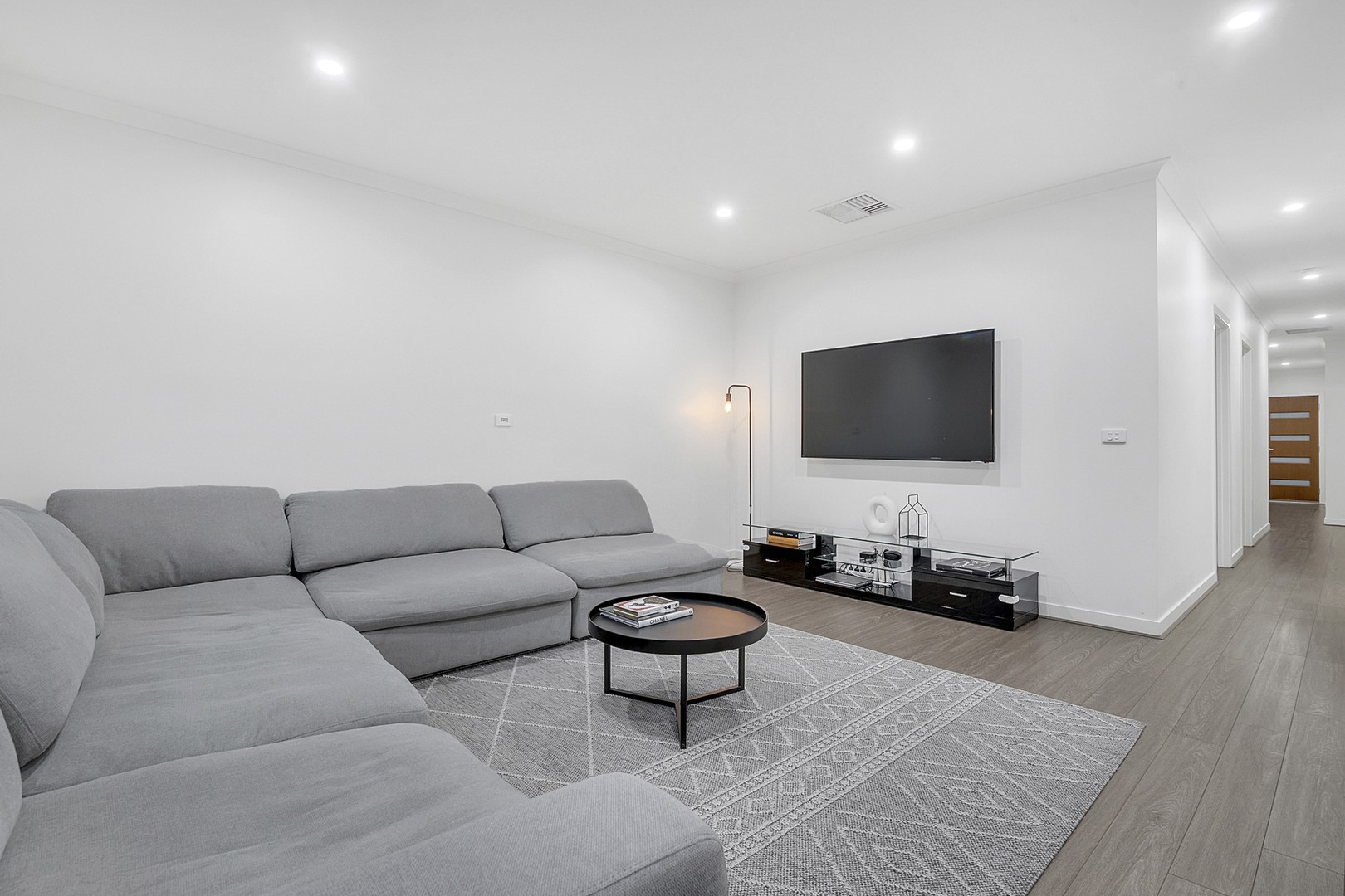 30 Rowena Way, Mickleham, VIC 3064, Mickleham - Thumbnail 6