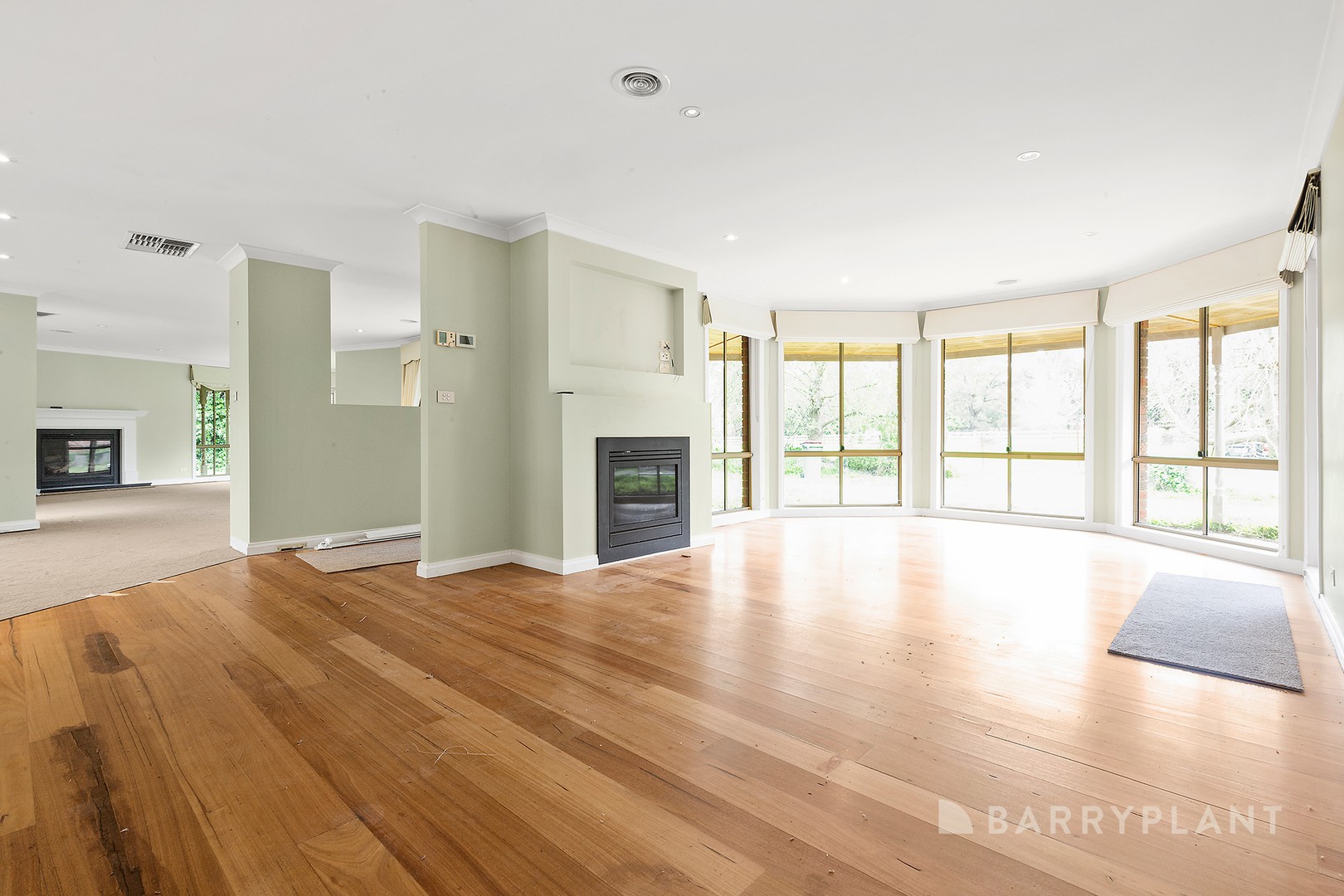 30 Ryan Road, Pakenham, VIC 3810, Pakenham - Thumbnail 2