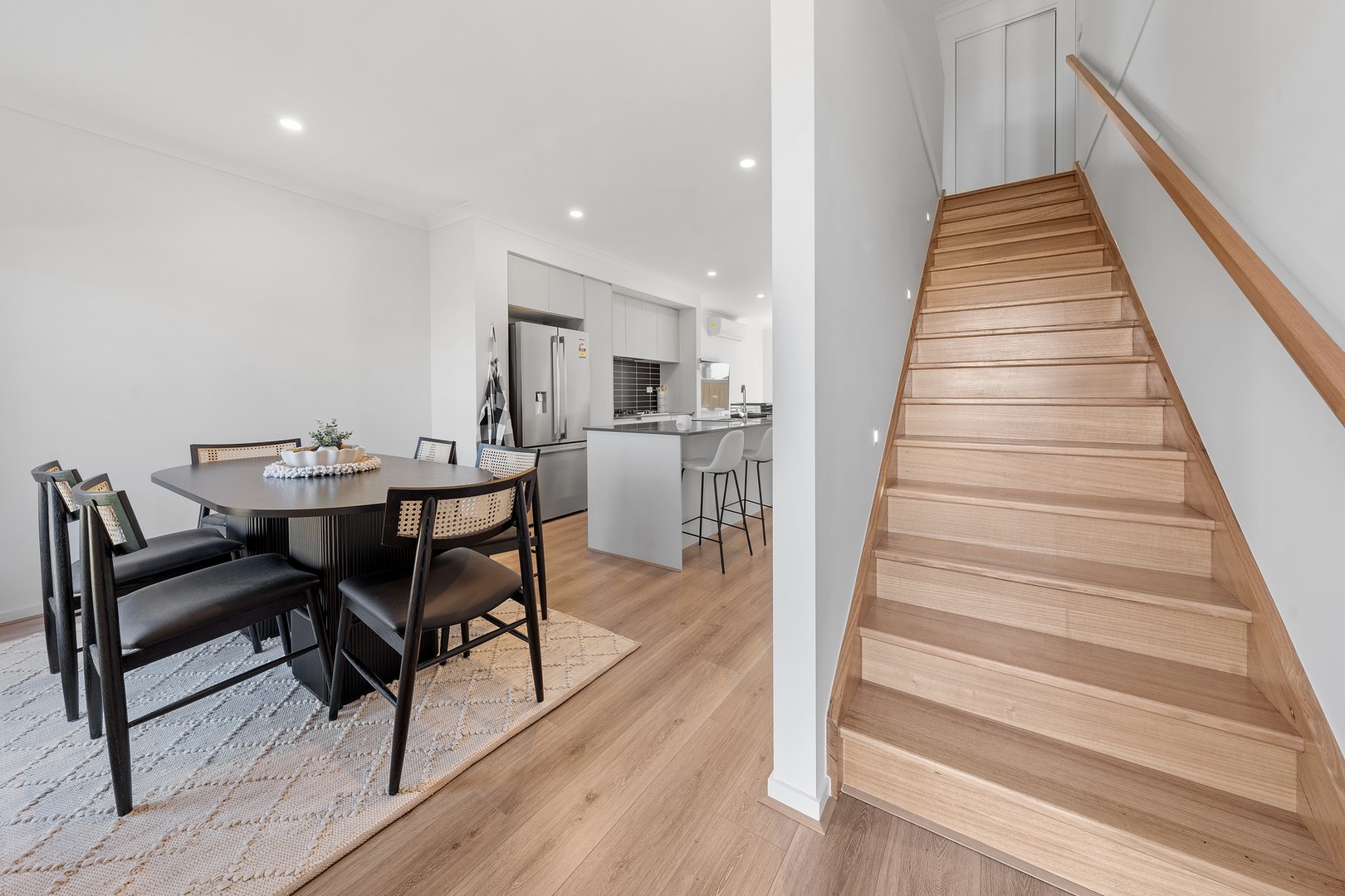 30 Saran Crescent, Deanside, VIC 3336, Deanside - Thumbnail 2
