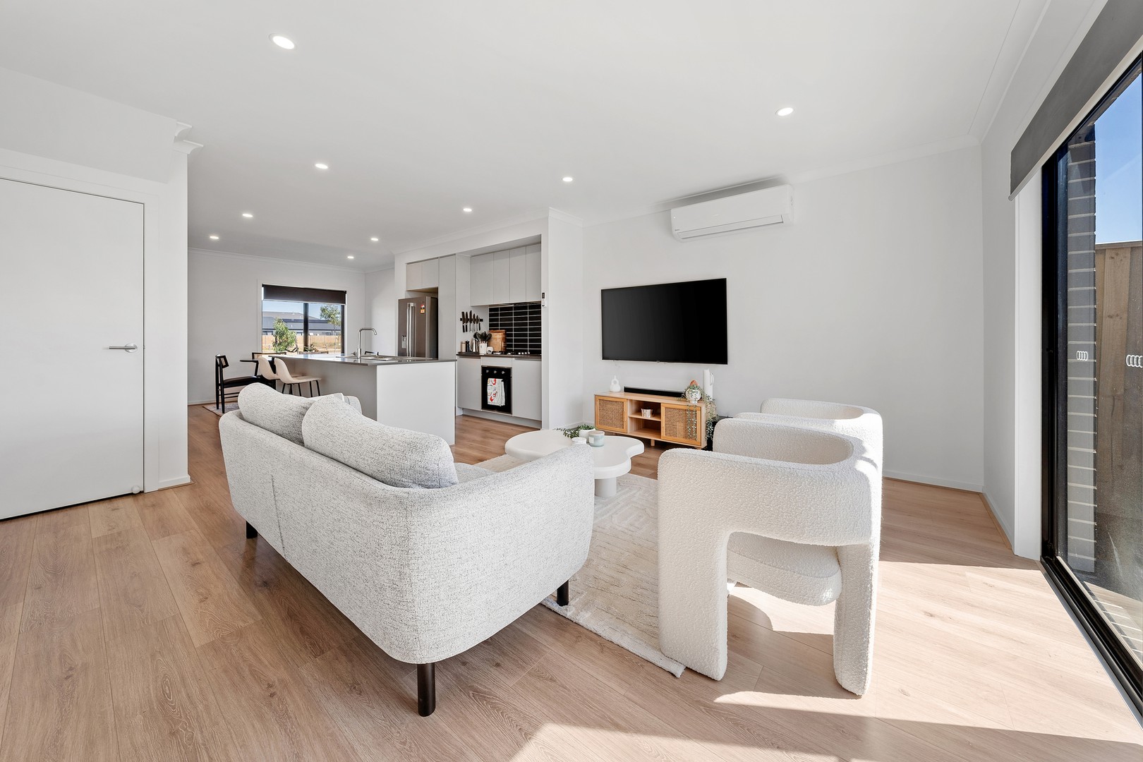 30 Saran Crescent, Deanside, VIC 3336, Deanside - Thumbnail 7