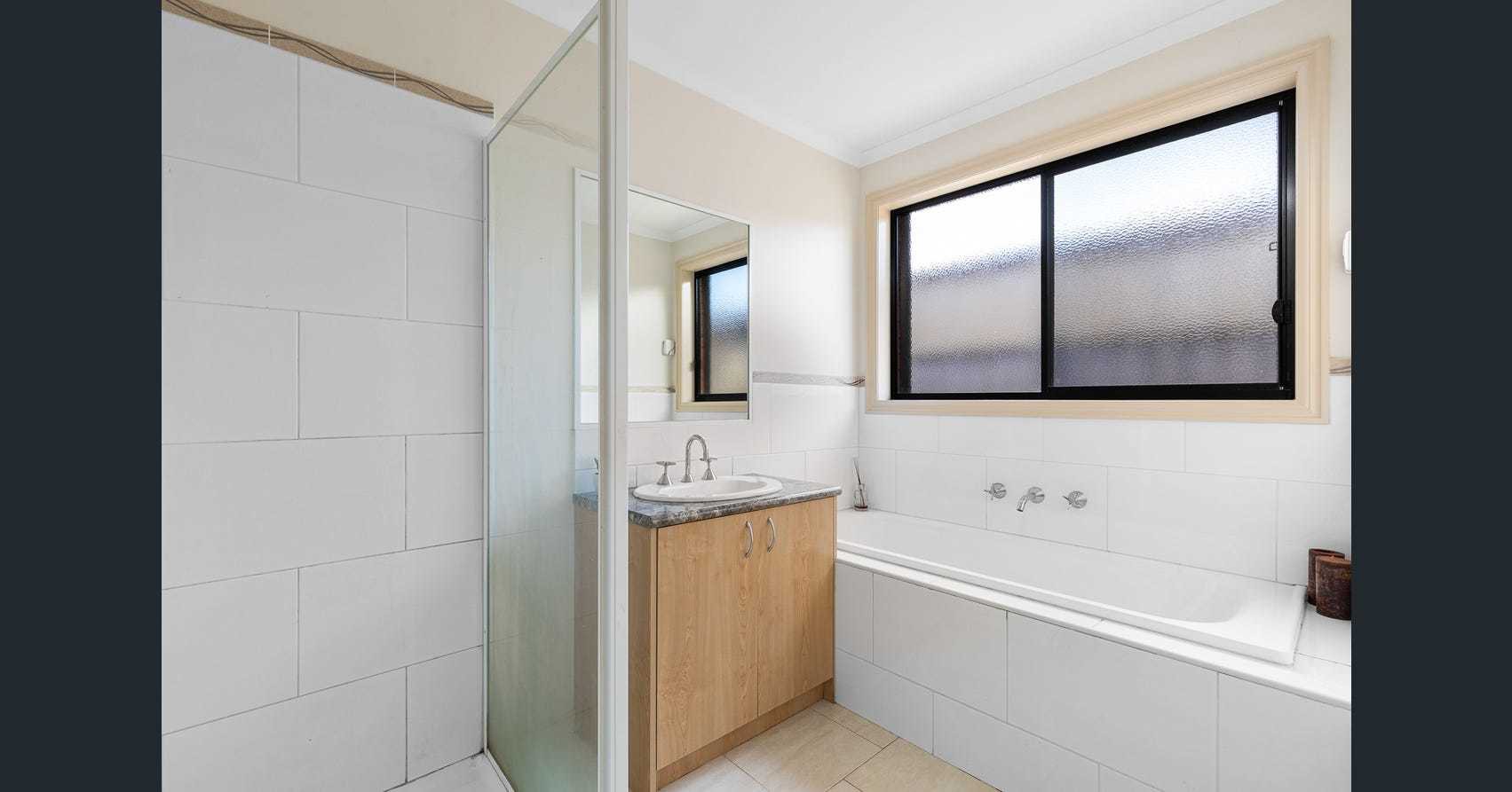 30 Saunders Crescent, Epping, VIC 3076, Epping - Thumbnail 7