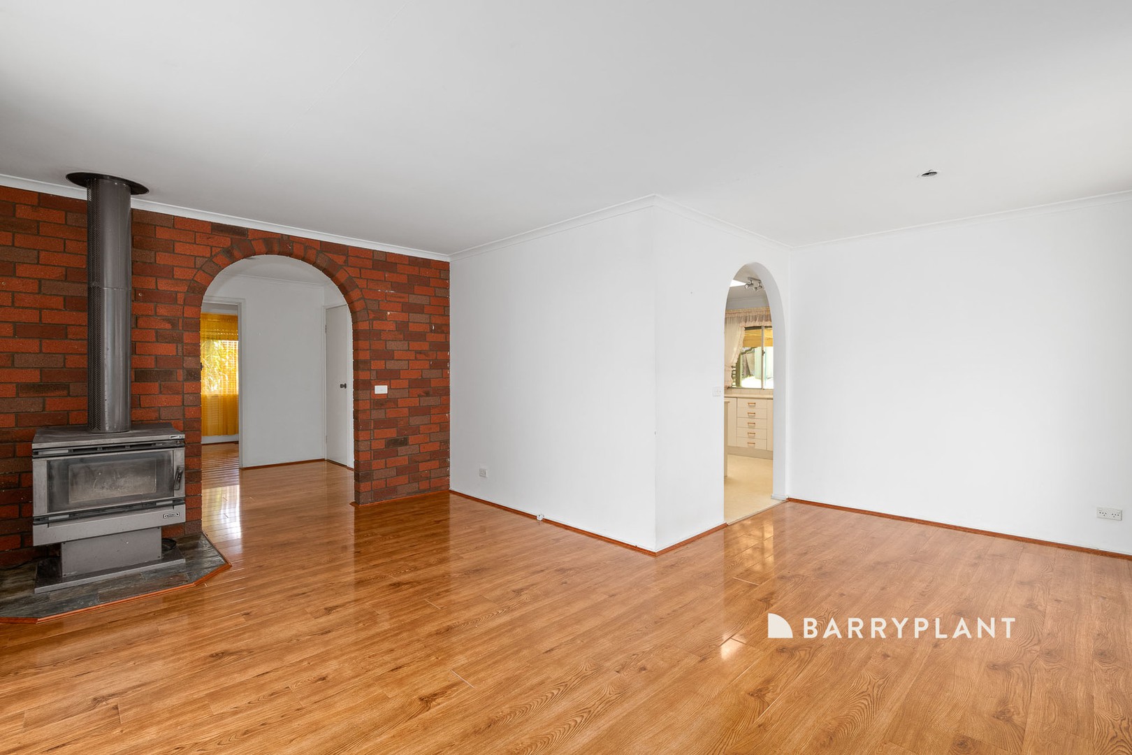 30 Saxonwood Drive, Narre Warren, VIC 3805, Narre Warren - Thumbnail 3