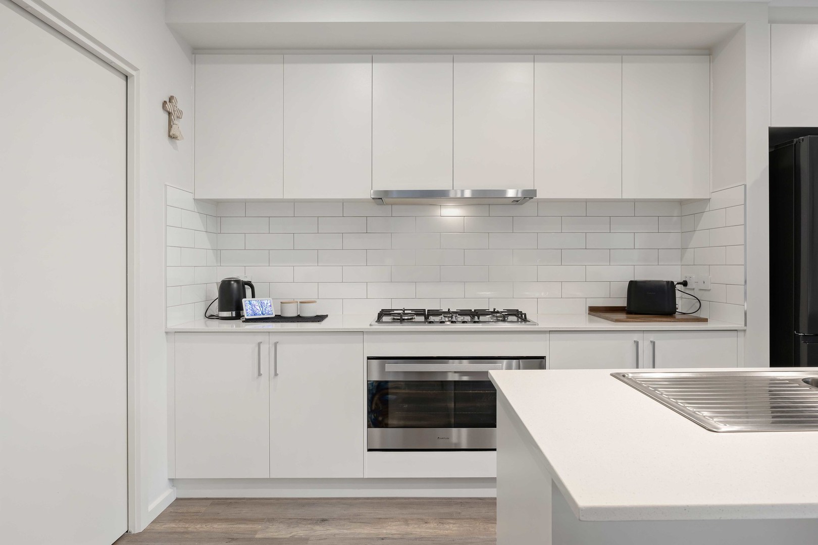 30 Sherry Circuit, Fraser Rise, VIC 3336 - Thumbnail 2 - 09/07/2025