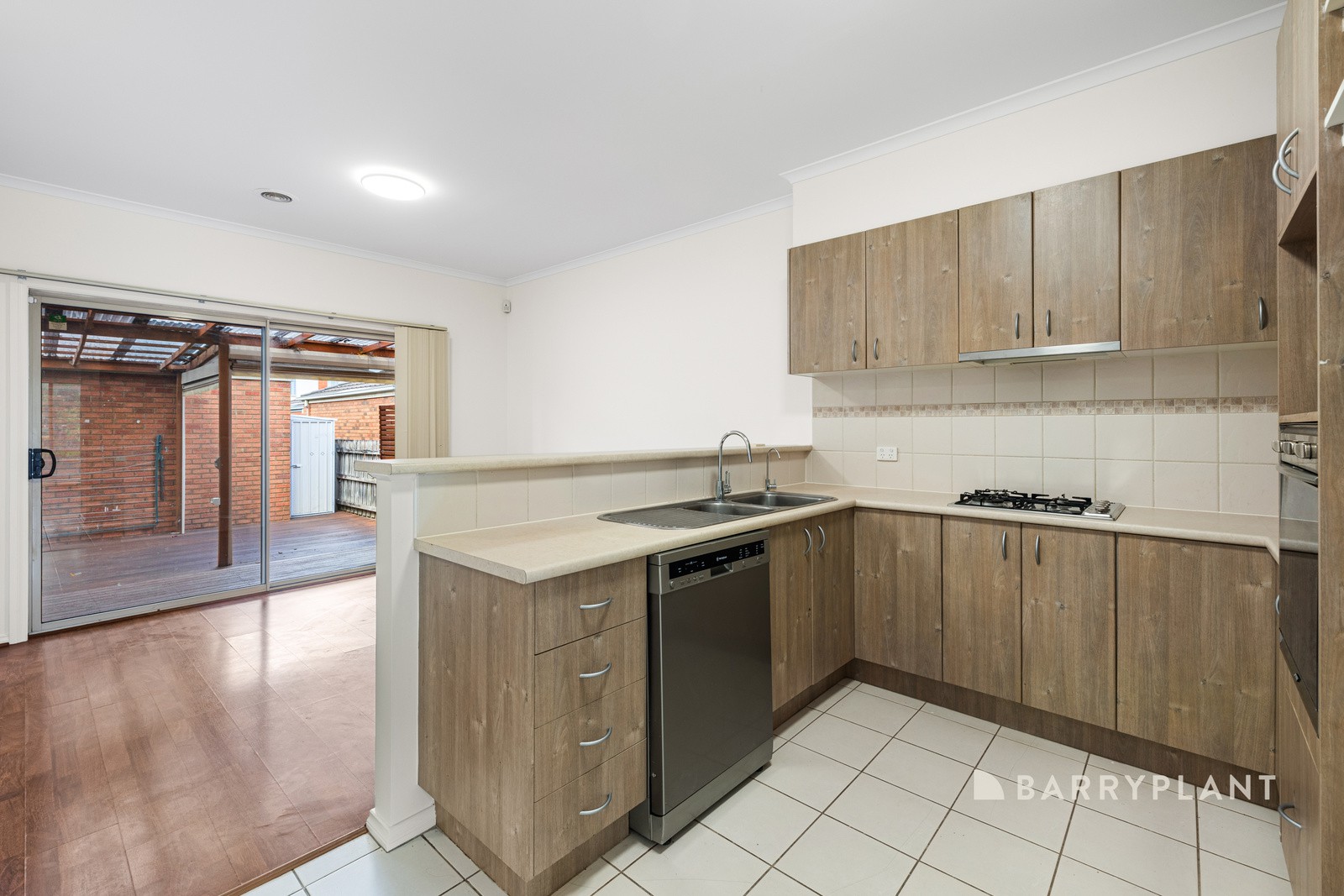 30 St Laurent Rise, Knoxfield, VIC 3180 - Thumbnail 2 - 27/10/2025