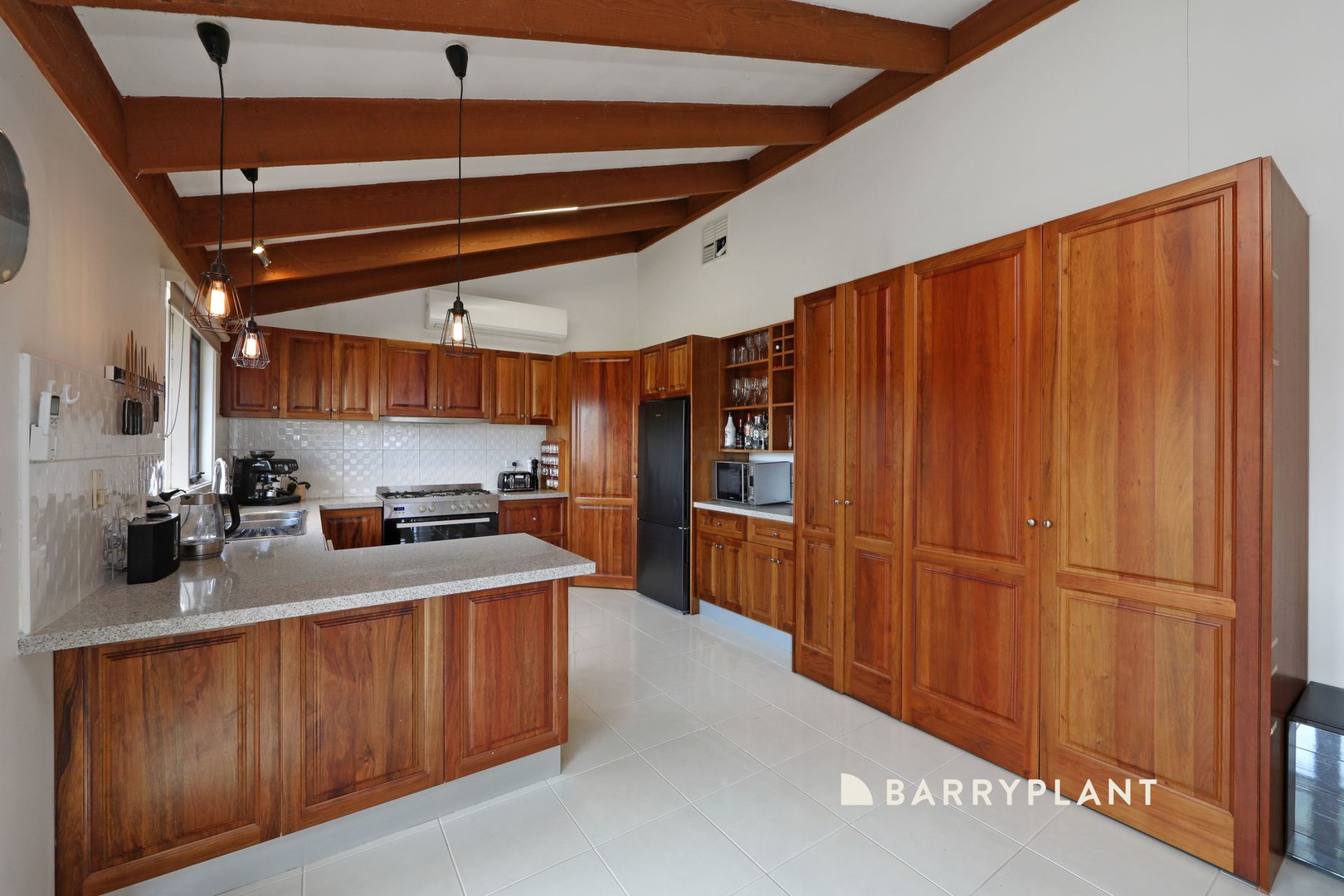 30 Sullivan Avenue, Lysterfield, VIC 3156, Lysterfield - Thumbnail 4