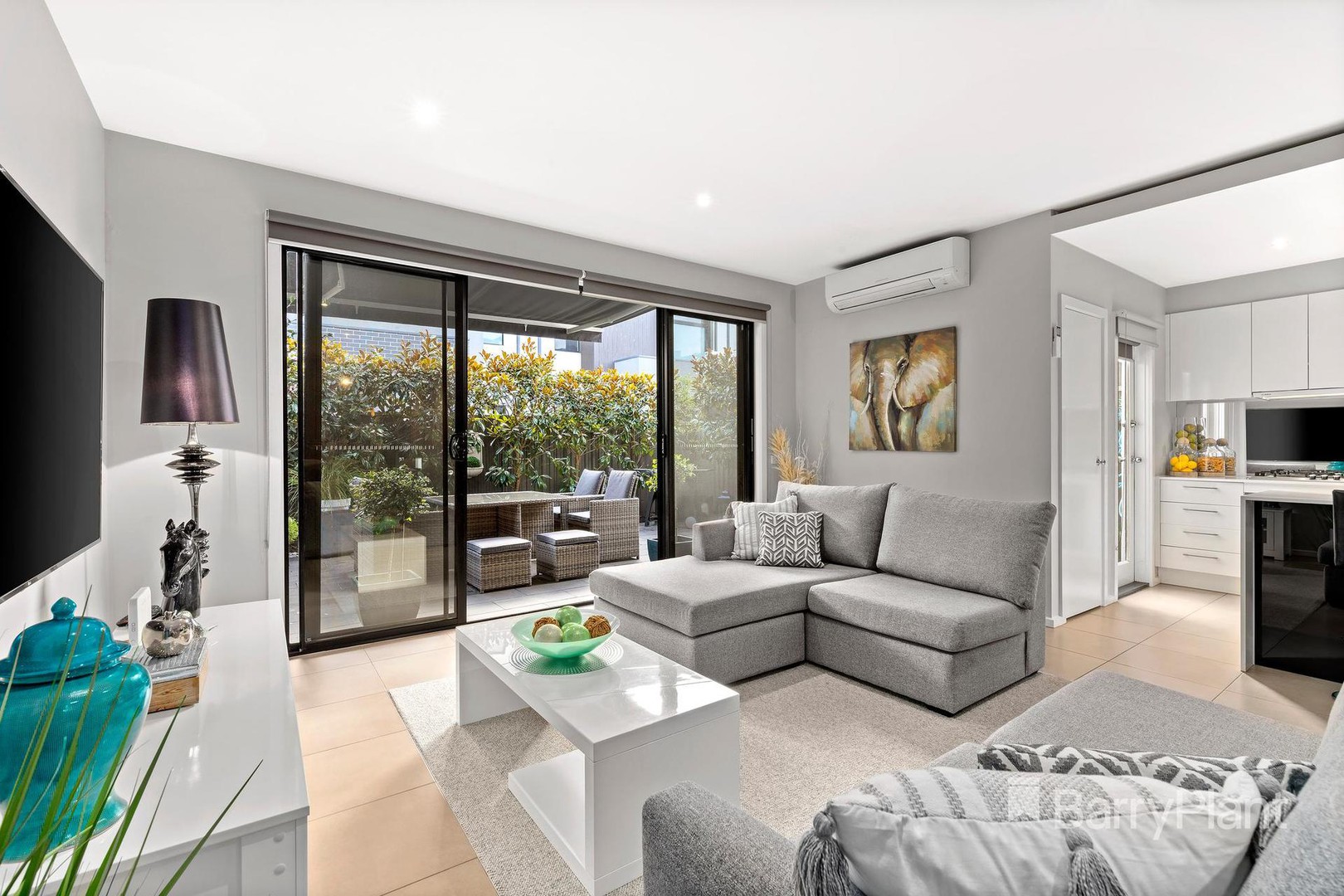 30 Sun Orchid CircuitSt Helena, VIC 3088, St Helena - Thumbnail 3