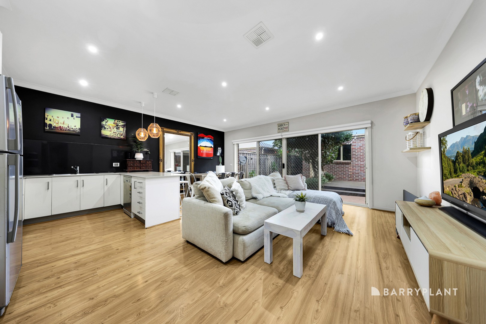 30 Sunnybrae Drive, Mernda, VIC 3754 - Thumbnail 2 - 30/06/2026