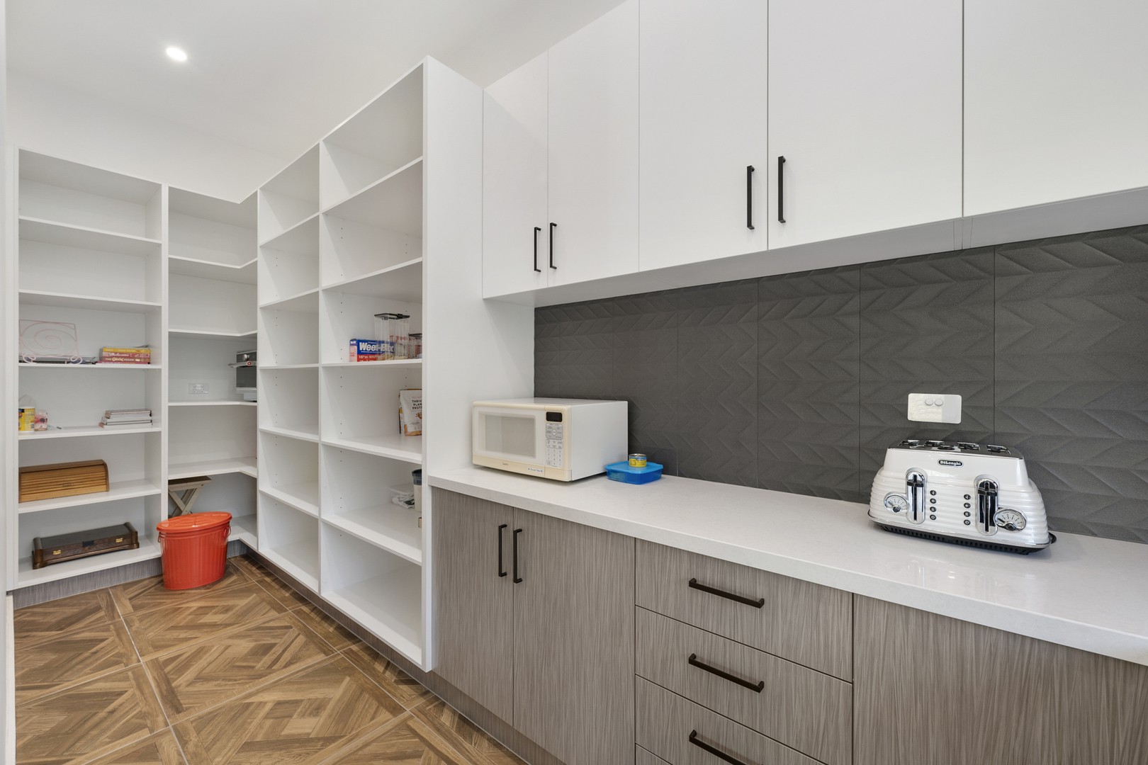 30 The Regency, Hillside, VIC 3037, Hillside - Thumbnail 2