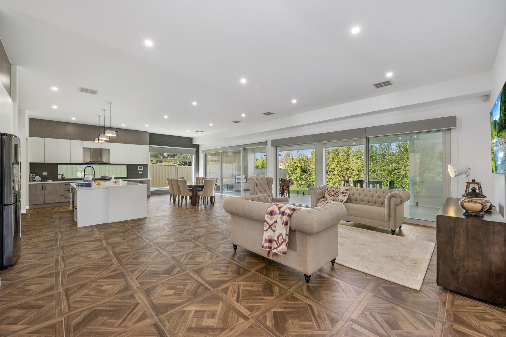 30 The Regency, Hillside, VIC 3037, Hillside - Thumbnail 3