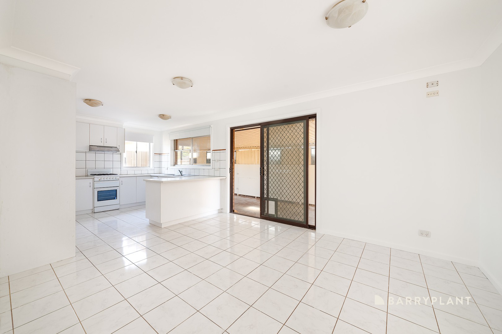 30 Thorpdale Avenue, Coolaroo, VIC 3048, Coolaroo - Thumbnail 3