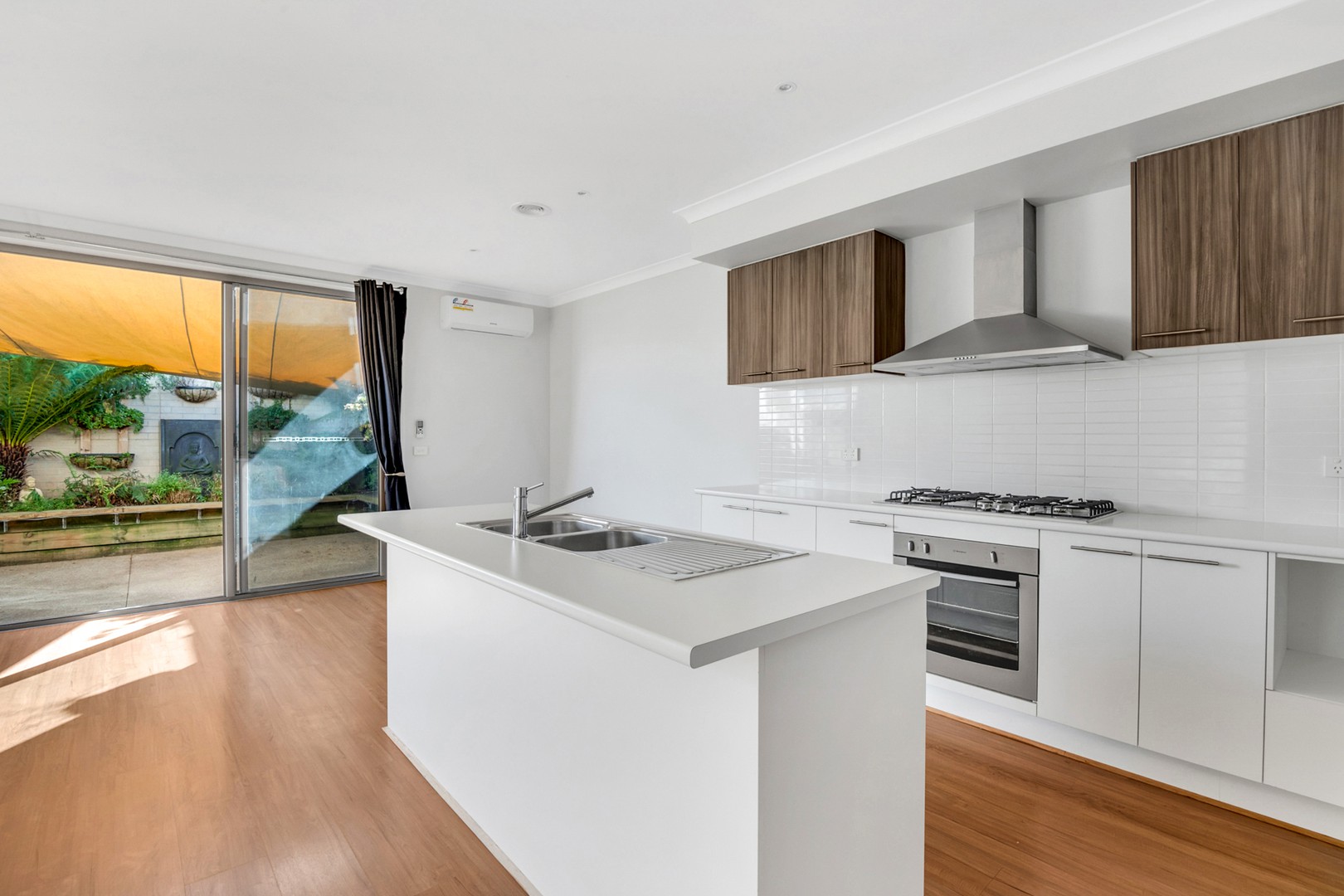 30 Trillium Boulevard, Mickleham, VIC 3064, Mickleham - Thumbnail 4