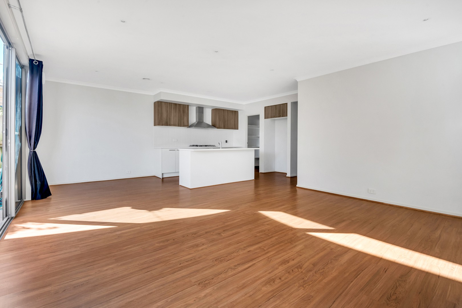 30 Trillium Boulevard, Mickleham, VIC 3064, Mickleham - Thumbnail 8