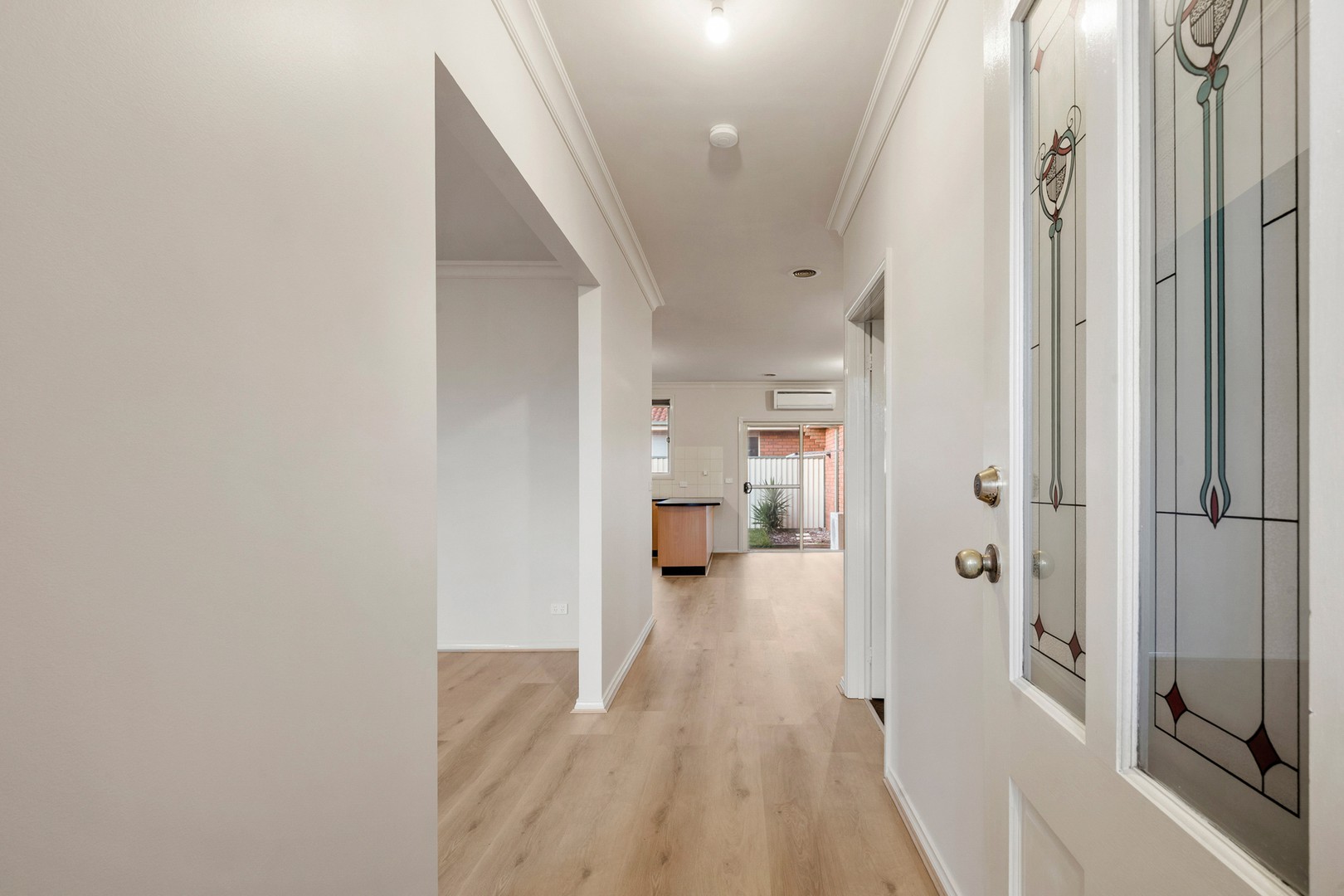 30 Truro Crescent, Taylors Lakes, VIC 3038 - Thumbnail 2 - 31/07/2026