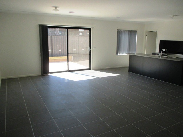 30 Vetiver Avenue, Truganina, VIC 3029, Truganina - Thumbnail 6