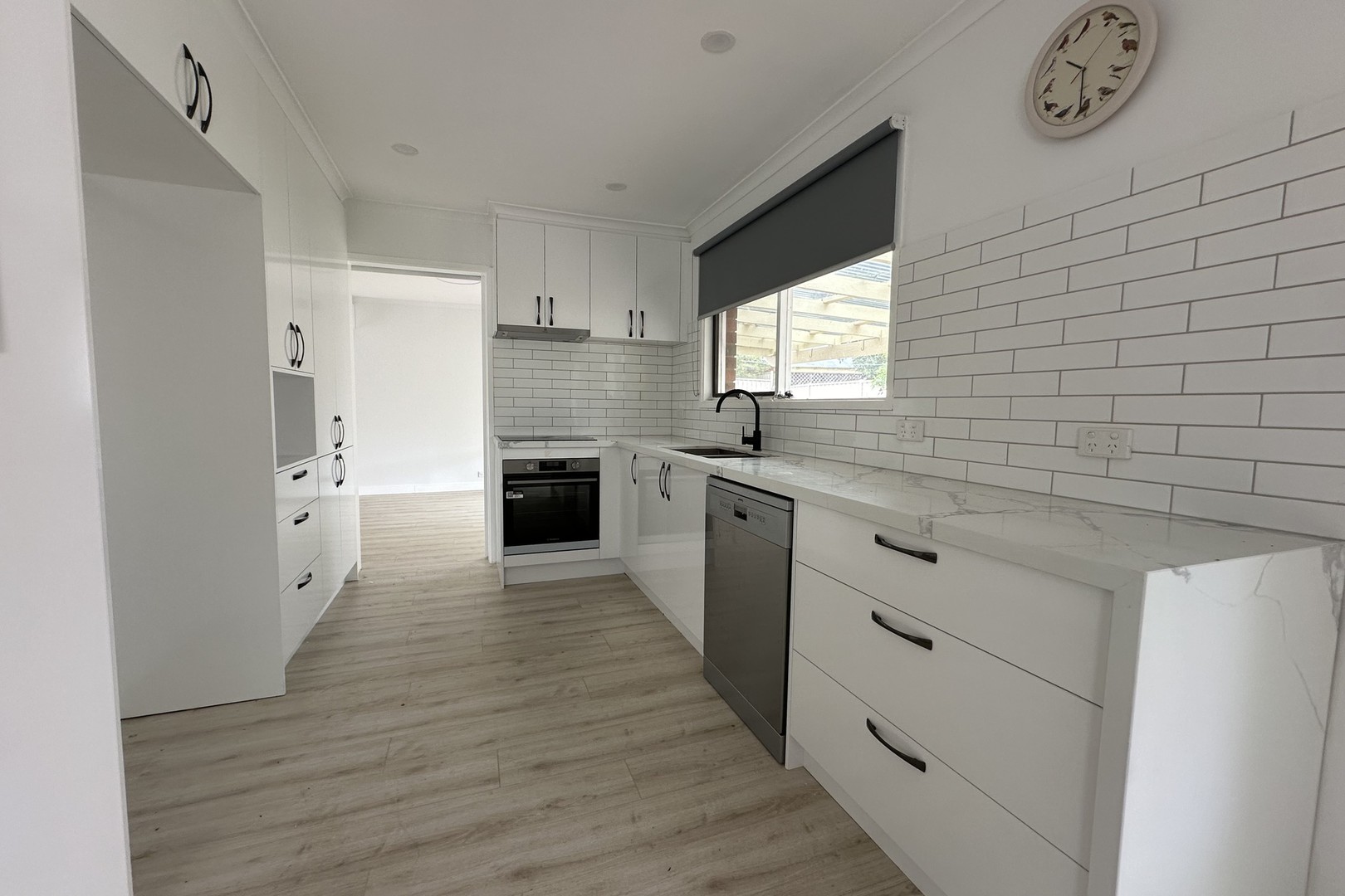 30 Wanaka Drive, Taylors Lakes, VIC 3038, Taylors Lakes - Thumbnail 2