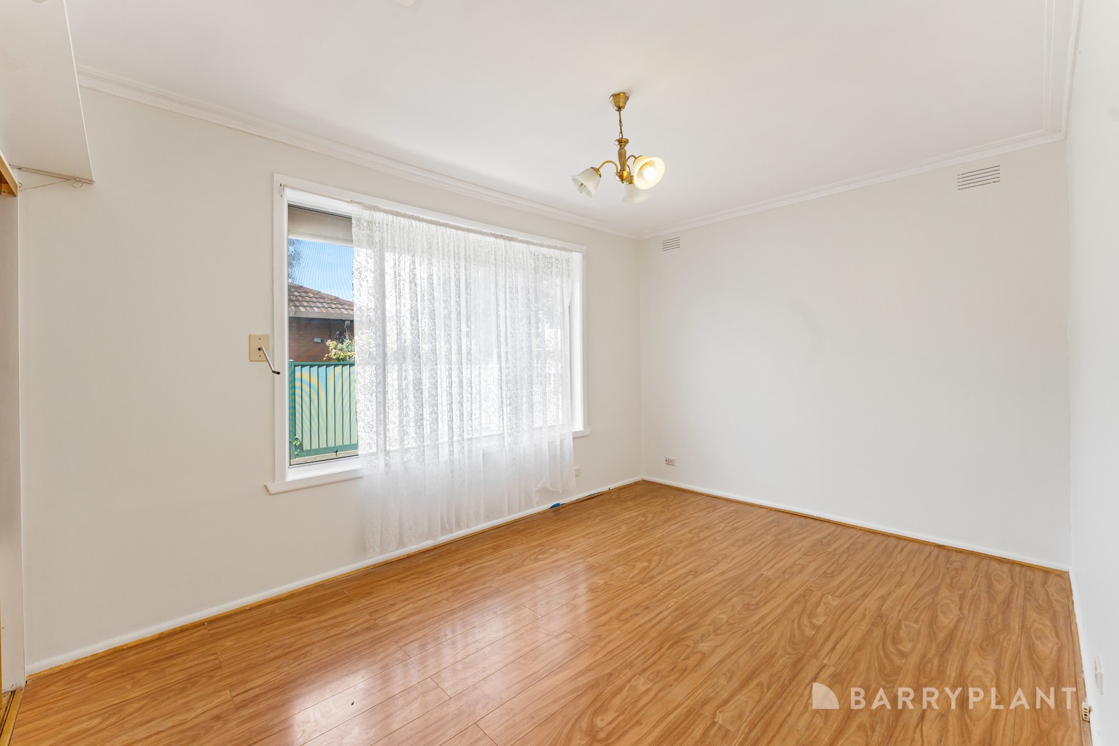 30 Willow Avenue, St Albans, VIC 3021, St Albans - Thumbnail 7