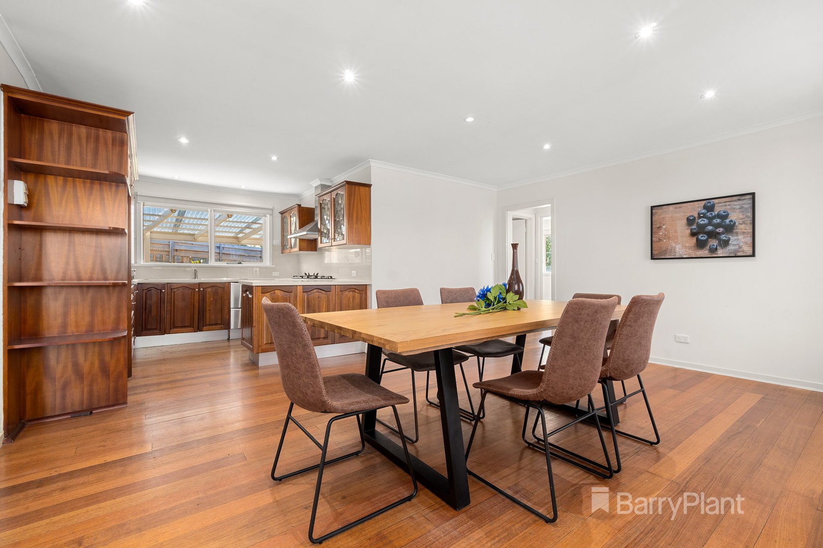 30 Winston Road, Viewbank, VIC 3084, Viewbank - Thumbnail 3