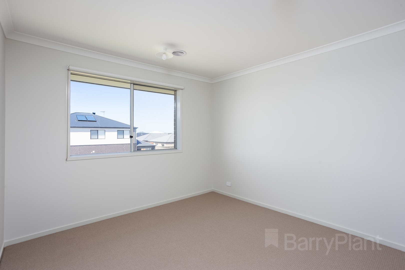 30 Zuccotti Crescent, Point Cook, VIC 3030, Point Cook - Thumbnail 8