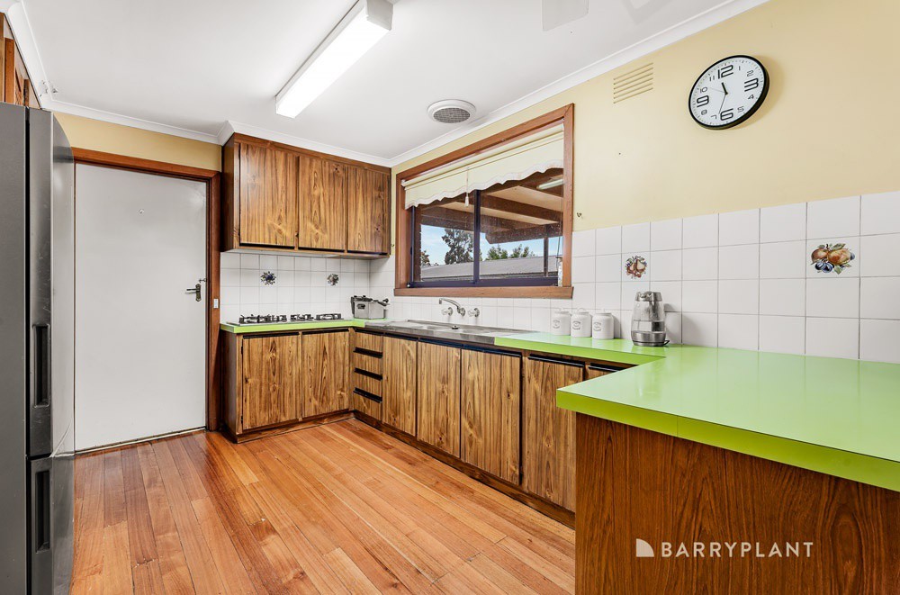 300 Betula Avenue, Mill Park, VIC 3082, Mill Park - Thumbnail 3