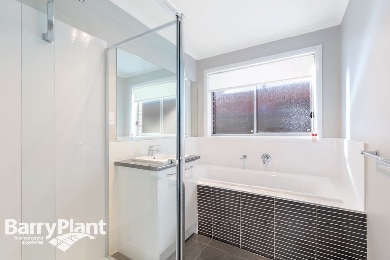 300 Larter Street, Golden Point, VIC 3350, Golden Point - Thumbnail 5