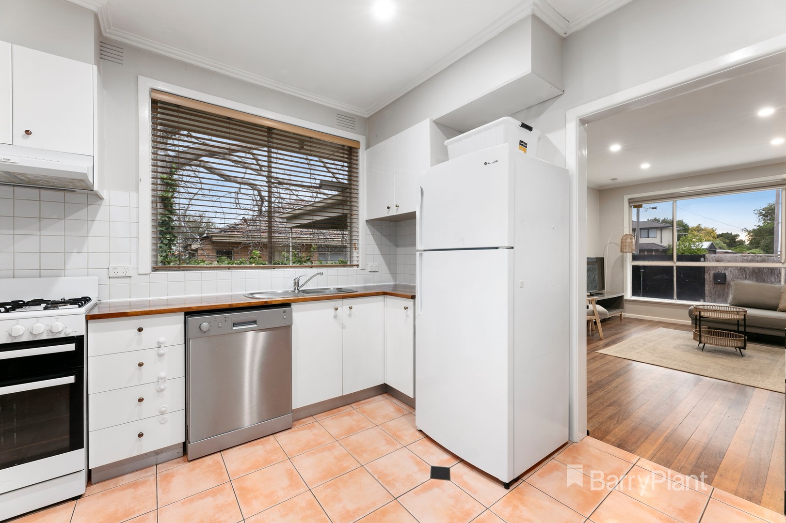 300 Warrigal Road, Cheltenham, VIC 3192, Cheltenham - Thumbnail 4