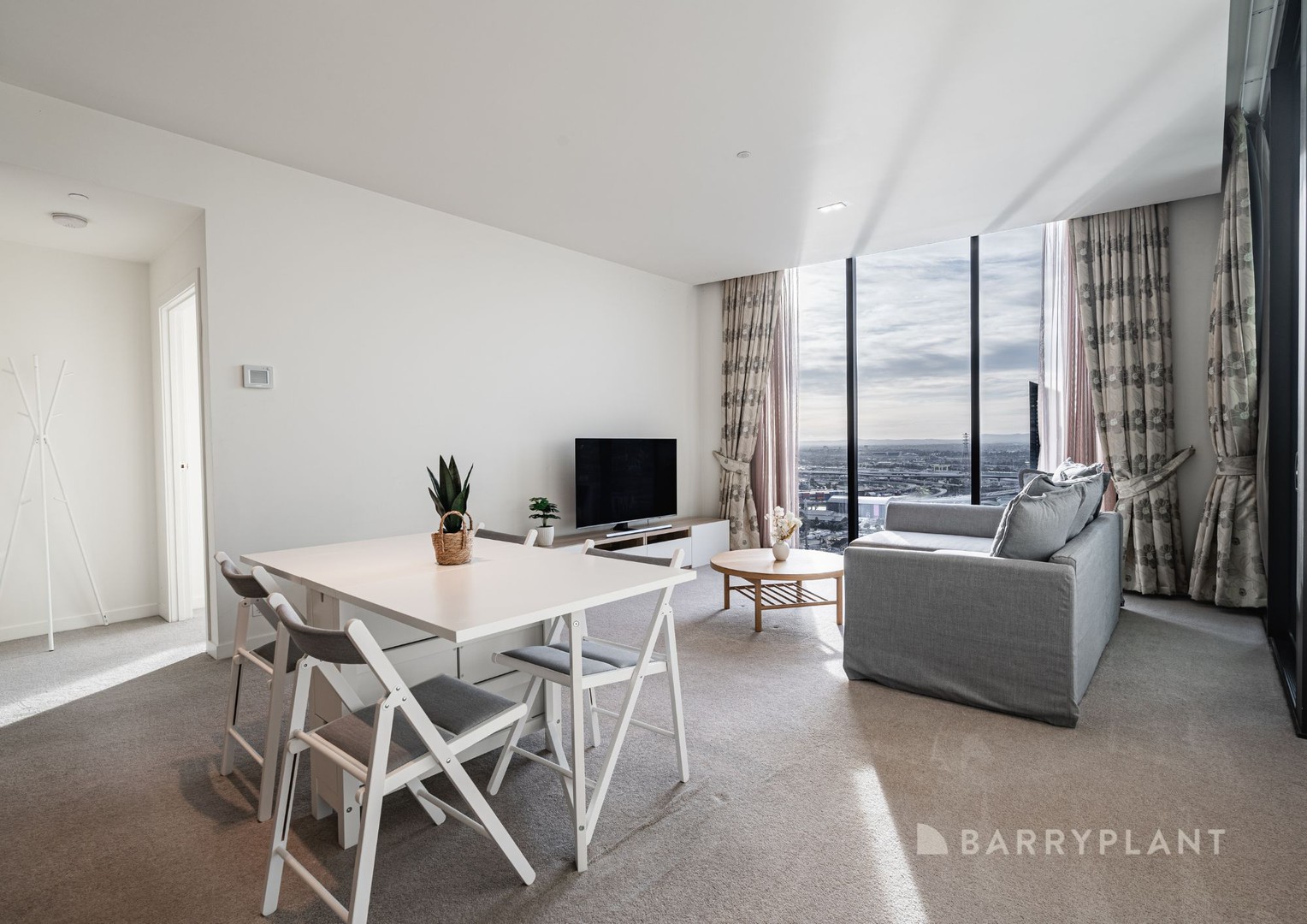 3004/9 Waterside Place, Docklands, VIC 3008, Docklands - Thumbnail 2