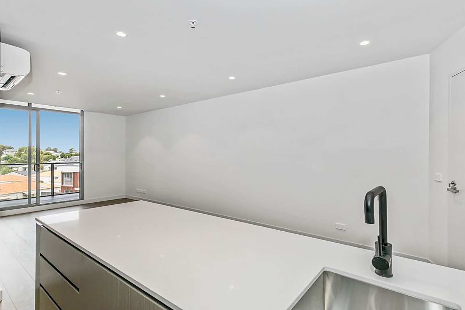 301/1 Lynne Avenue, Wantirna South, VIC 3152, Wantirna South - Thumbnail 3