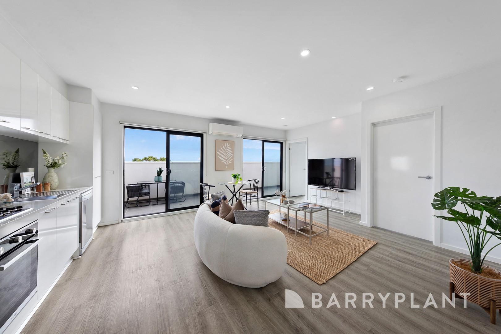 301/14 Albert Crescent, St Albans, VIC 3021, St Albans - Thumbnail 4