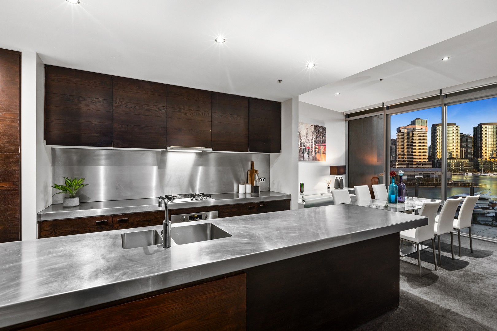 301/2 Newquay Promenade, Docklands, VIC 3008, Docklands - Thumbnail 2