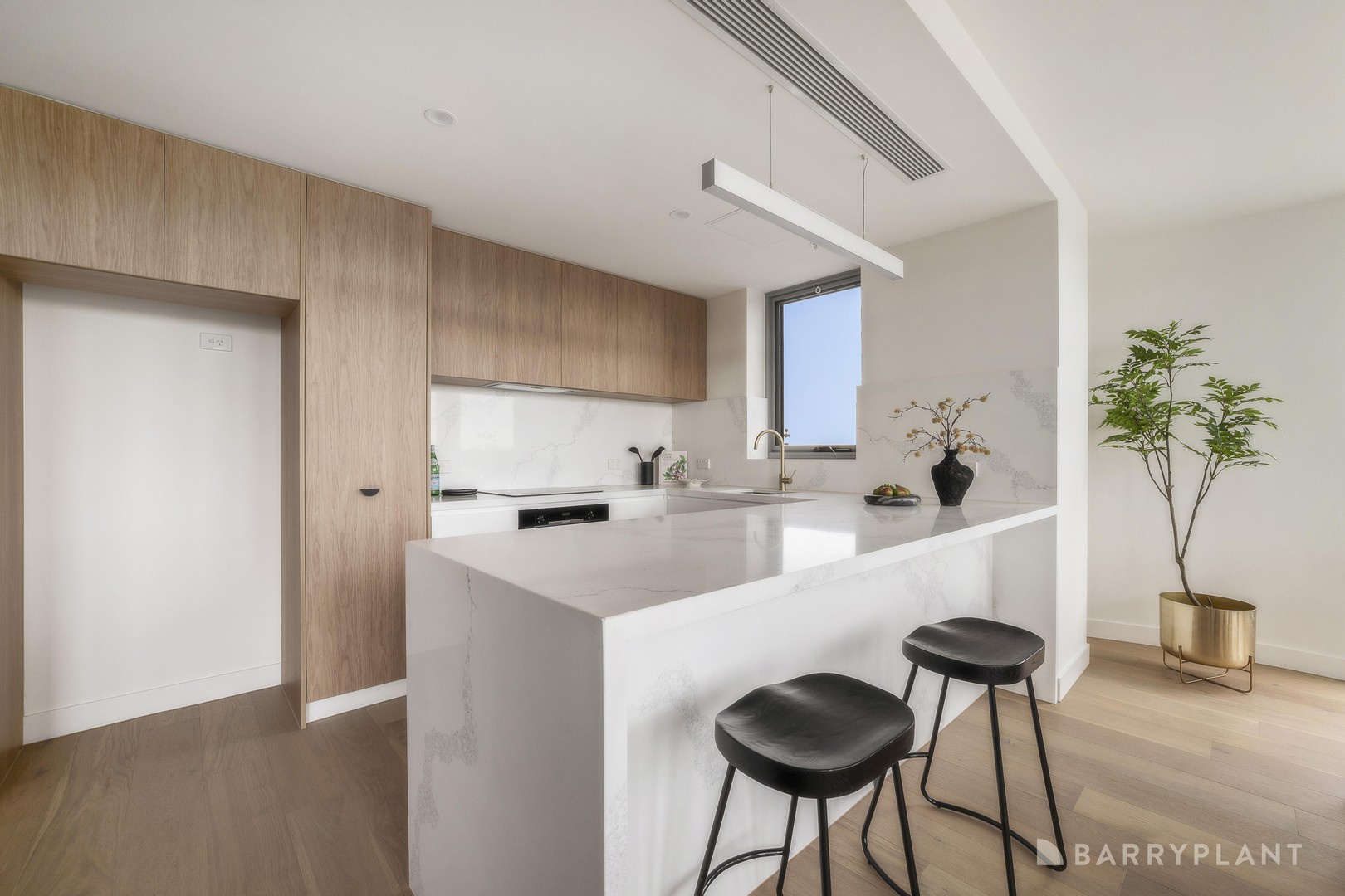 301 & 302/118 Manningham Road, Bulleen, VIC 3105 - Thumbnail 2 - 24/07/2026
