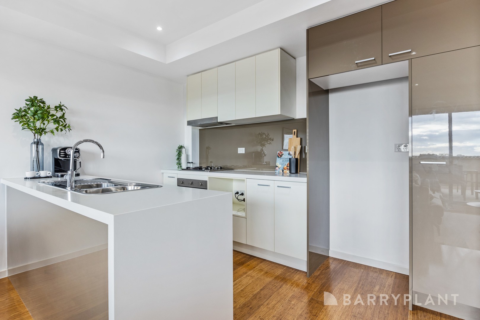 301/436 Huntingdale Road, Mount Waverley, VIC 3149, Mount Waverley - Thumbnail 6