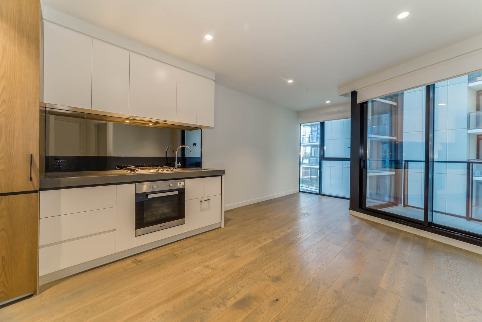 301/8 Daly Street, South Yarra, VIC 3141, South Yarra - Thumbnail 3
