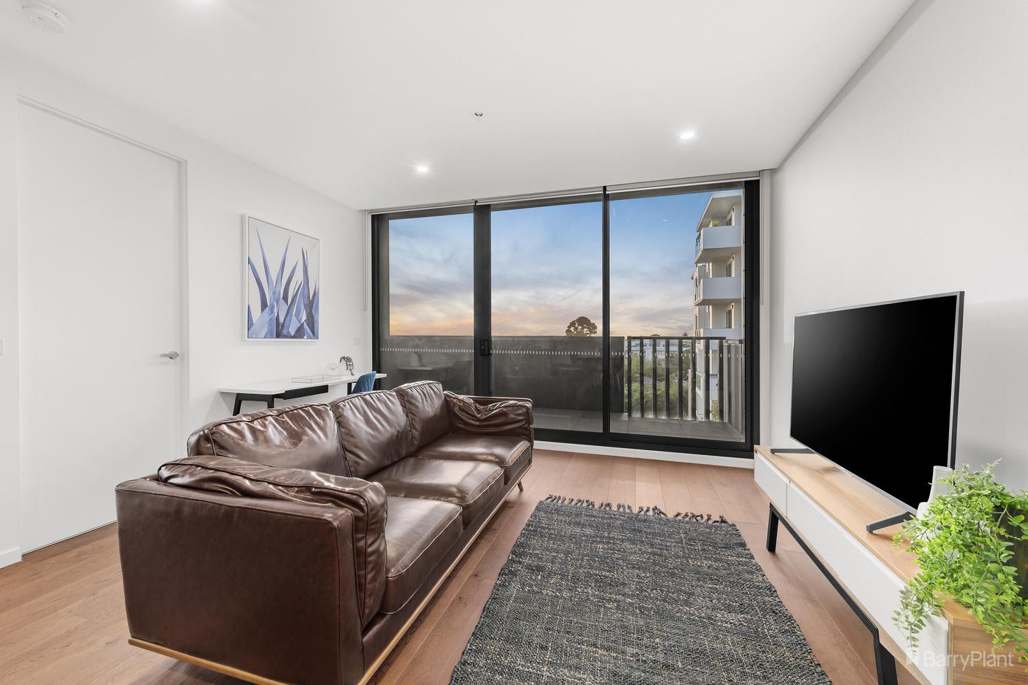 302/19-21 Frederick Street, Doncaster, VIC 3108, Doncaster - Thumbnail 2