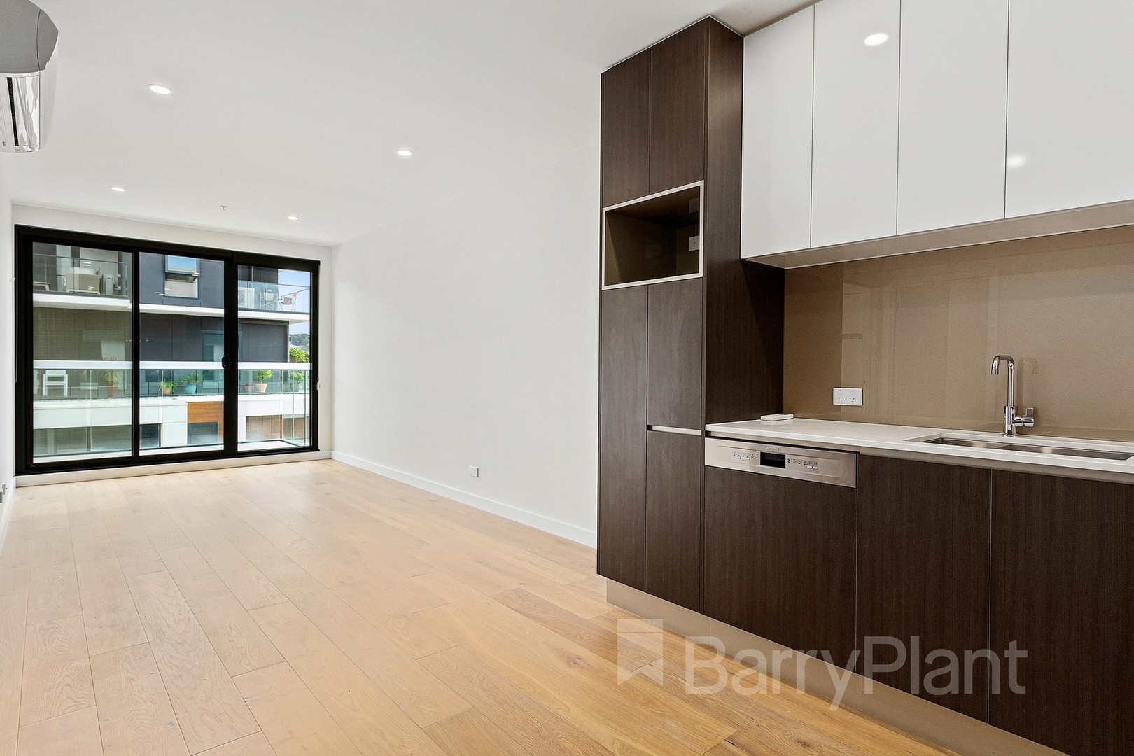 302/1A Nelson Street, Ringwood, VIC 3134, Ringwood - Thumbnail 6