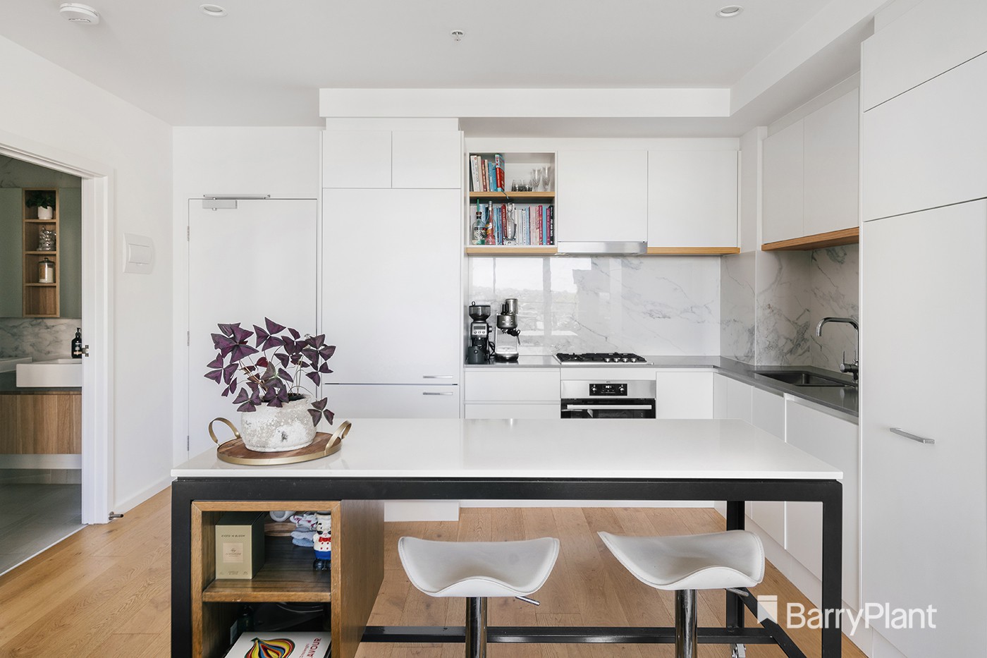 302/35 Plenty Road, Preston, VIC 3072, Preston - Thumbnail 3
